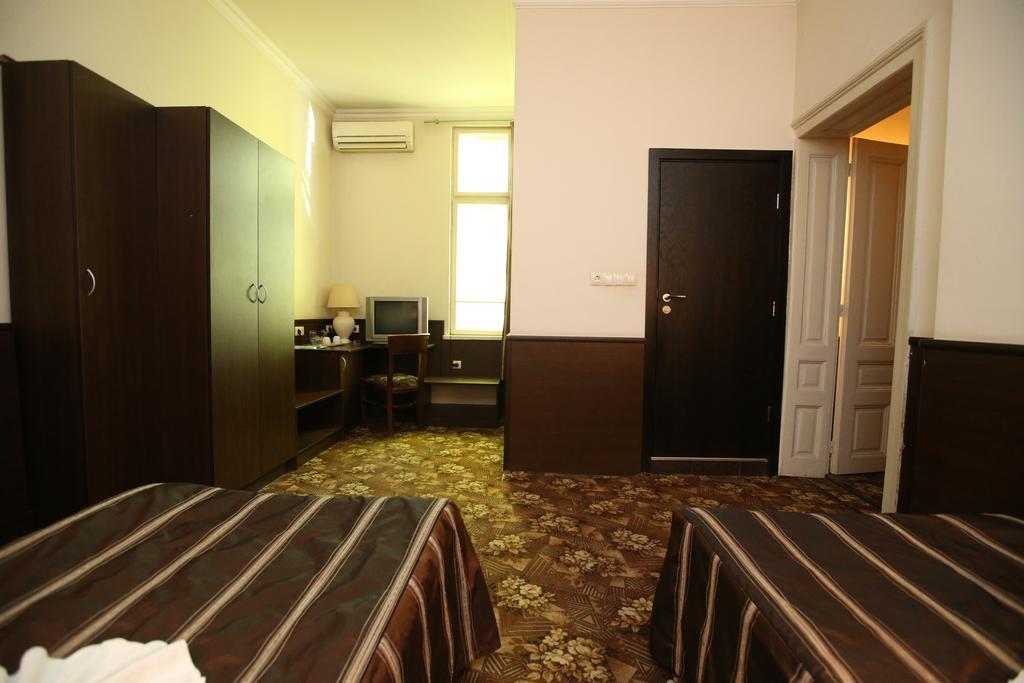 סופיה Hotel & Restaurant The House מראה חיצוני תמונה