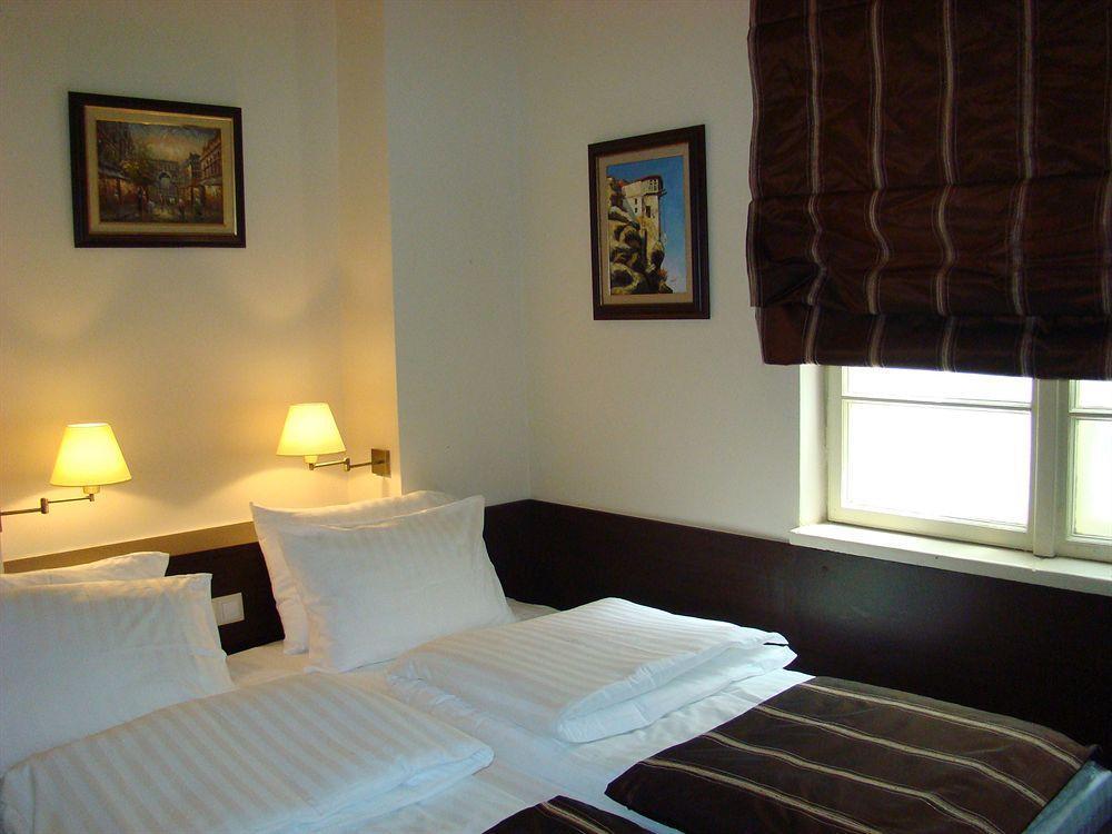 סופיה Hotel & Restaurant The House מראה חיצוני תמונה