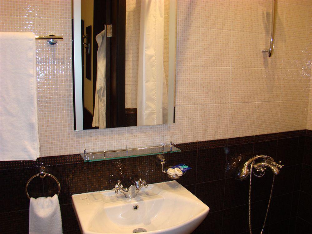 סופיה Hotel & Restaurant The House מראה חיצוני תמונה