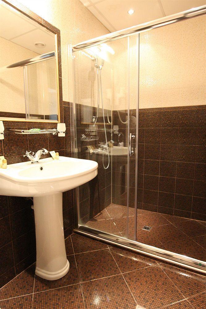 סופיה Hotel & Restaurant The House מראה חיצוני תמונה